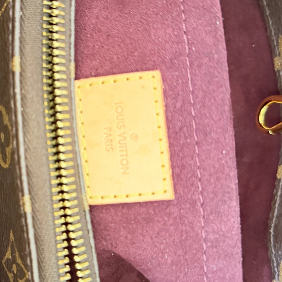 LOUIS VUITTON MONOGRAM MONTAIGNE BB CROSS BODY HANDBAG - Picture 9 of 12